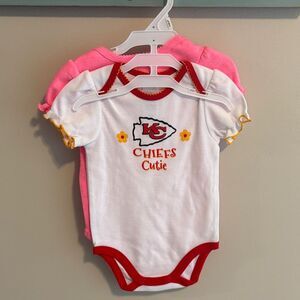 NFL Chiefs Baby Bodysuit set of two: never worn size 3-6 months
